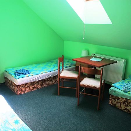 Hotel U Lisky Hostka  Buitenkant foto